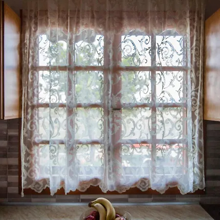 Themilia Beachfront, Luxury House * Néa Ankhíalos