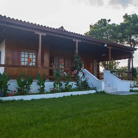 Themilia Beachfront, Luxury House * Néa Ankhíalos