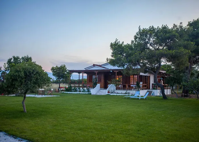 Themilia Beachfront, Luxury House